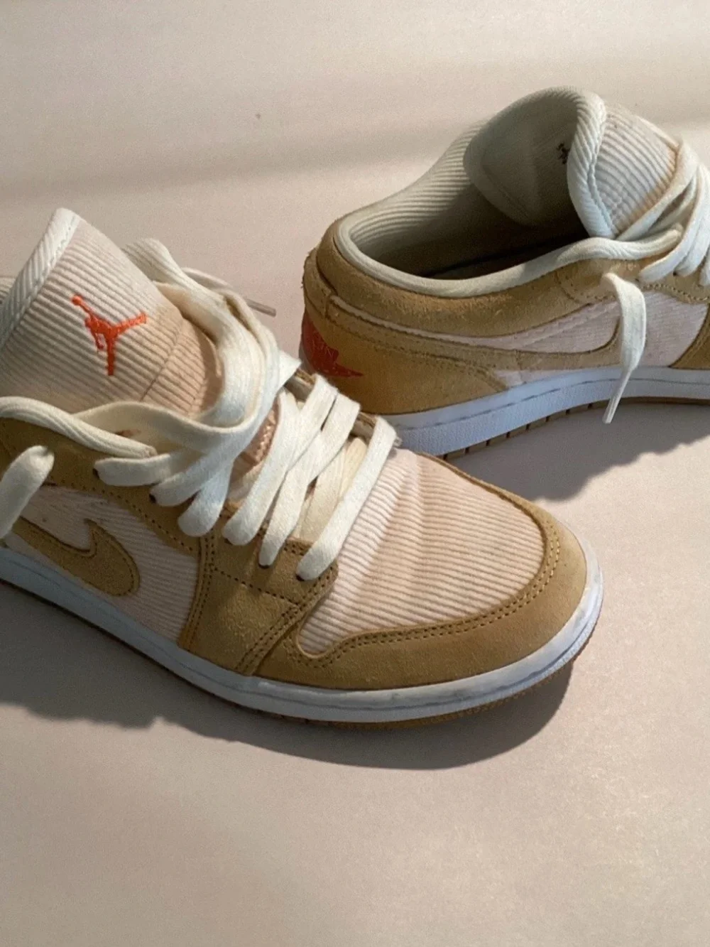 Nike Women’s Air Jordan 1 Low-Top Sneakers, SE DH7820-700, Sz 6 - Picture 6 of 8